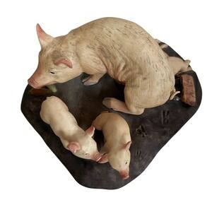 Border Fine Arts Forever Nature Sow Pig & Piglets Figurine Signed Fred Aman farm
